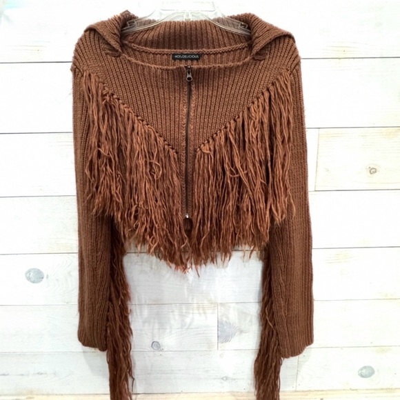 Hot & delicious fringe zip sweater ❤️ size small - Picture 4 of 6